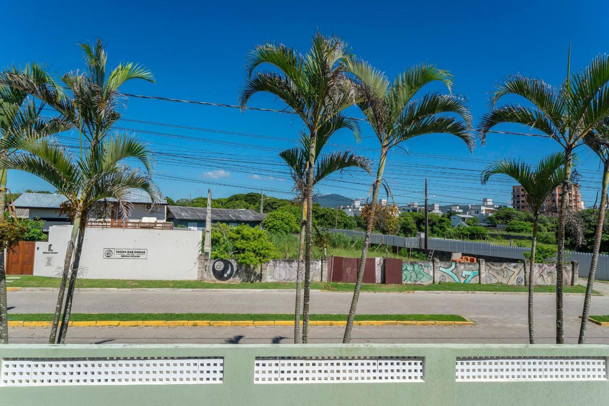 Sobrado Frente Ao Mar Mariscal Para 6 E 8 Pessoas Bombinhas Exterior foto
